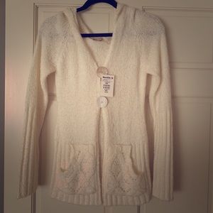 BRAND NEW BKE Sweater with hood